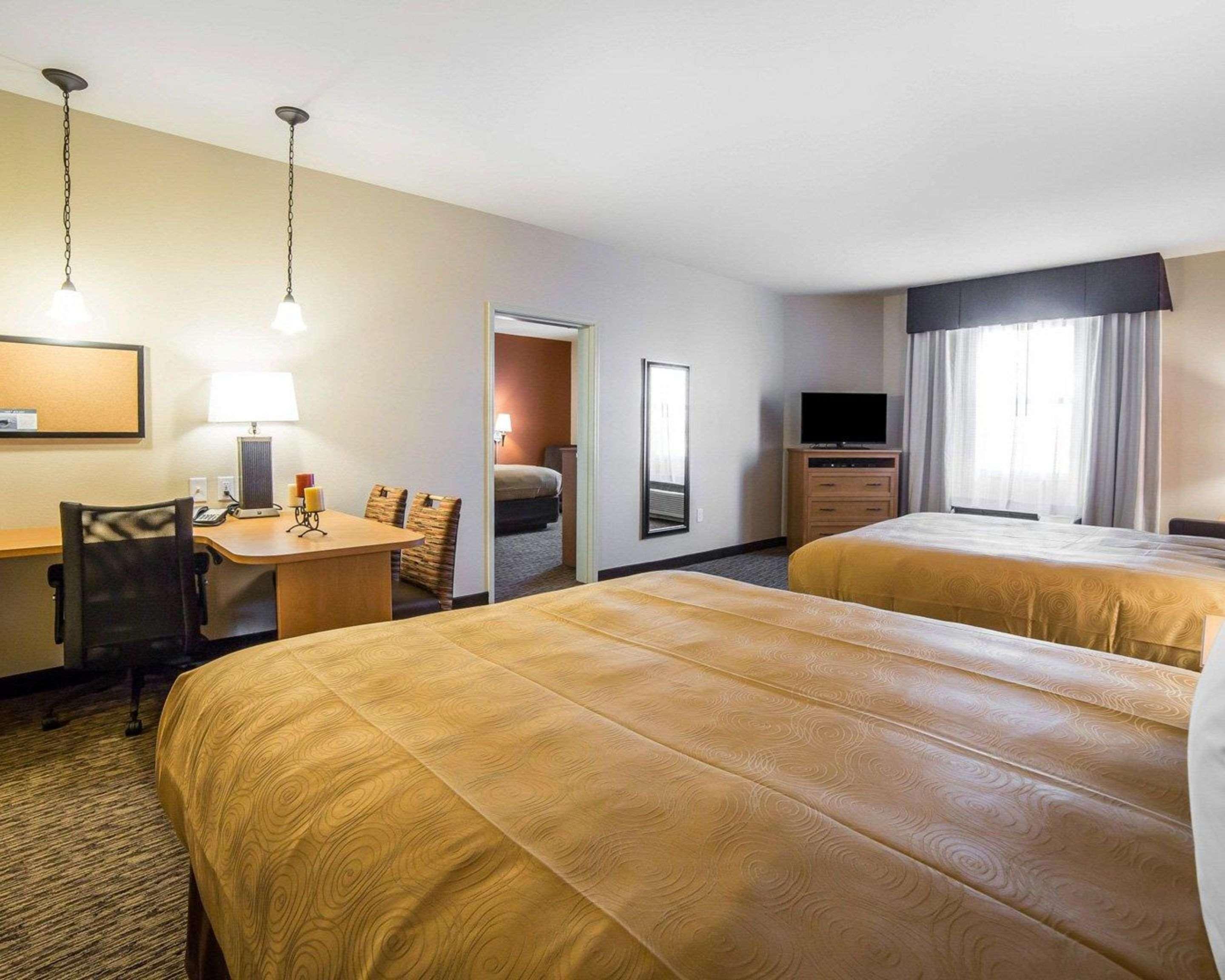 Mainstay Suites Sidney - Medical Center Eksteriør billede