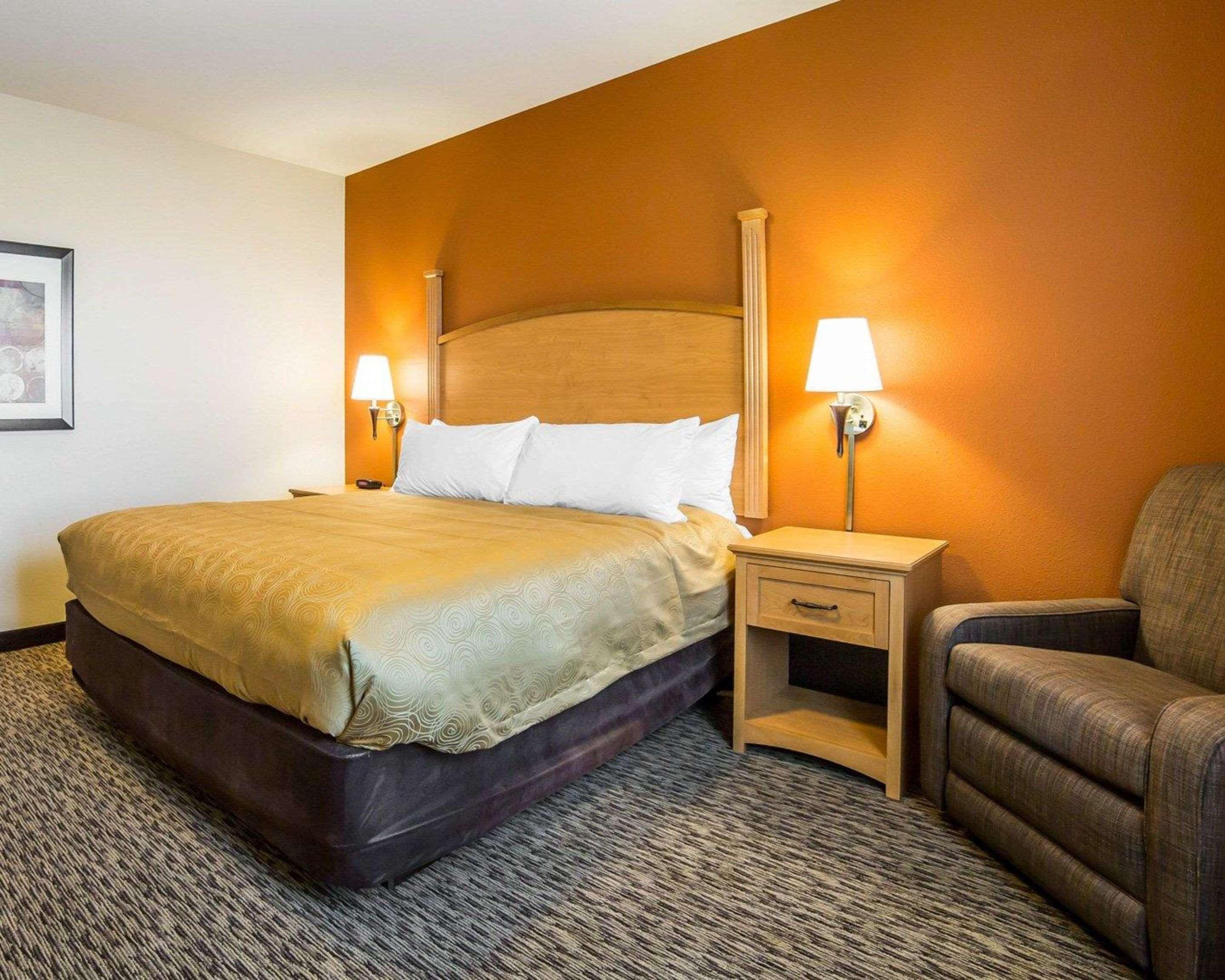 Mainstay Suites Sidney - Medical Center Eksteriør billede